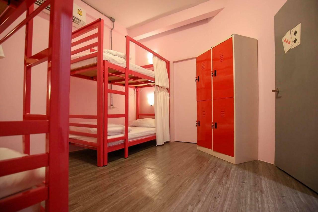 The April 24 Home バンコク都 エクステリア 写真